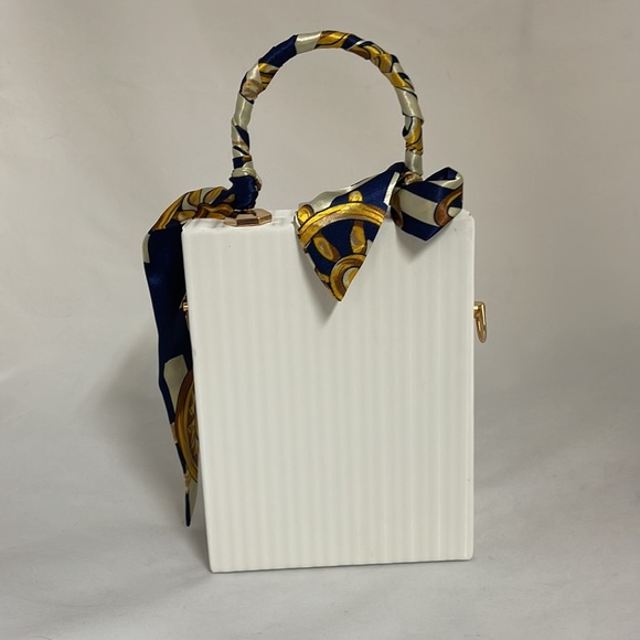 🆕 Crossbody Style Worthy Woman Purse with Handle Scarf - Picture 2 of 8